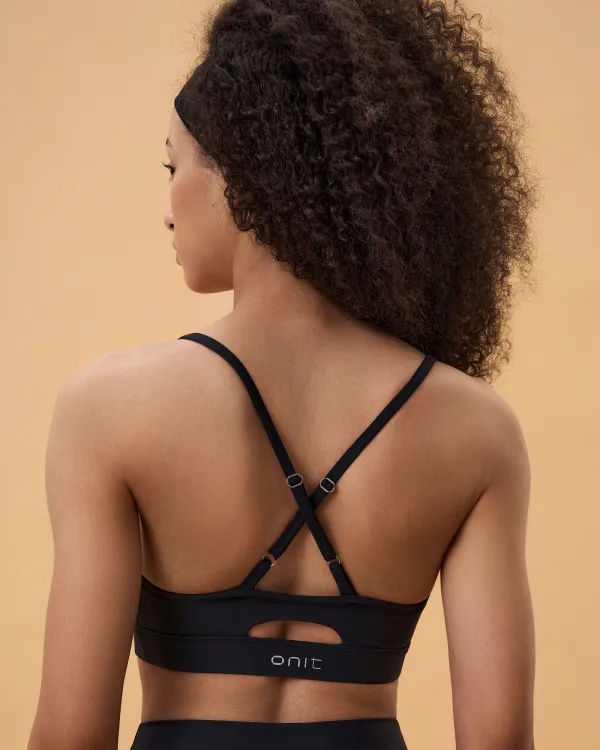 ТОП СПОРТИВНЫЙ ЛЕГКОЙ ПОДДЕРЖКИ "ATTRACT" ON FITFORM